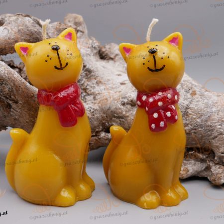 Bienenwachs-Kerze „Katze Abby“ Katze Abby mit Schal