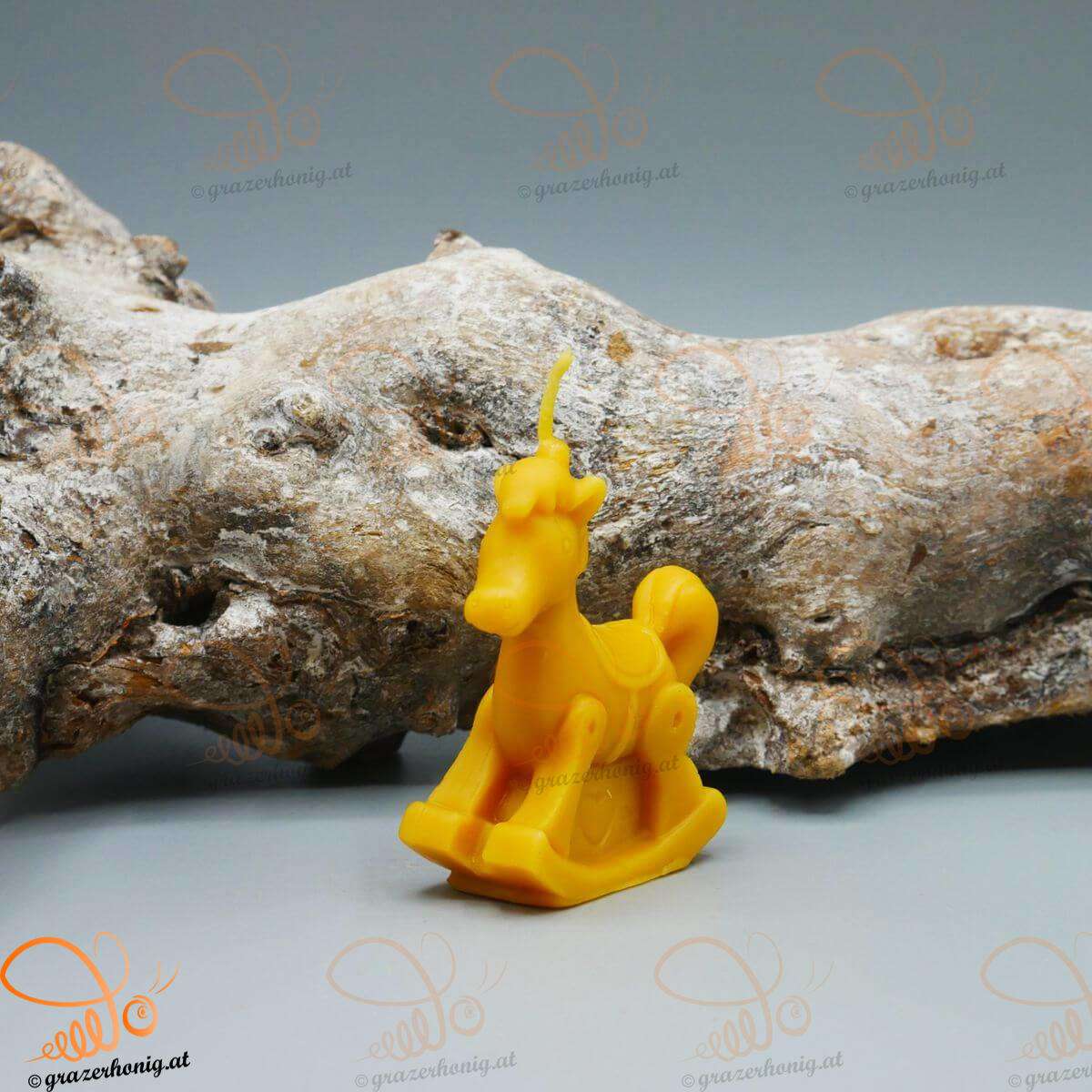 Niedliches Schaukelpferd aus Bienenwachs Schaukelpferd