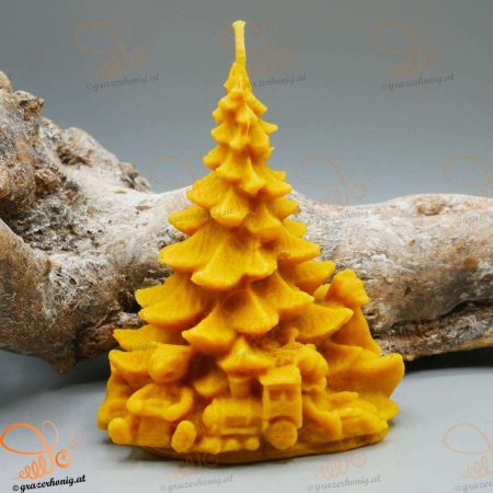 Weihnachtsbaum mit Geschenken