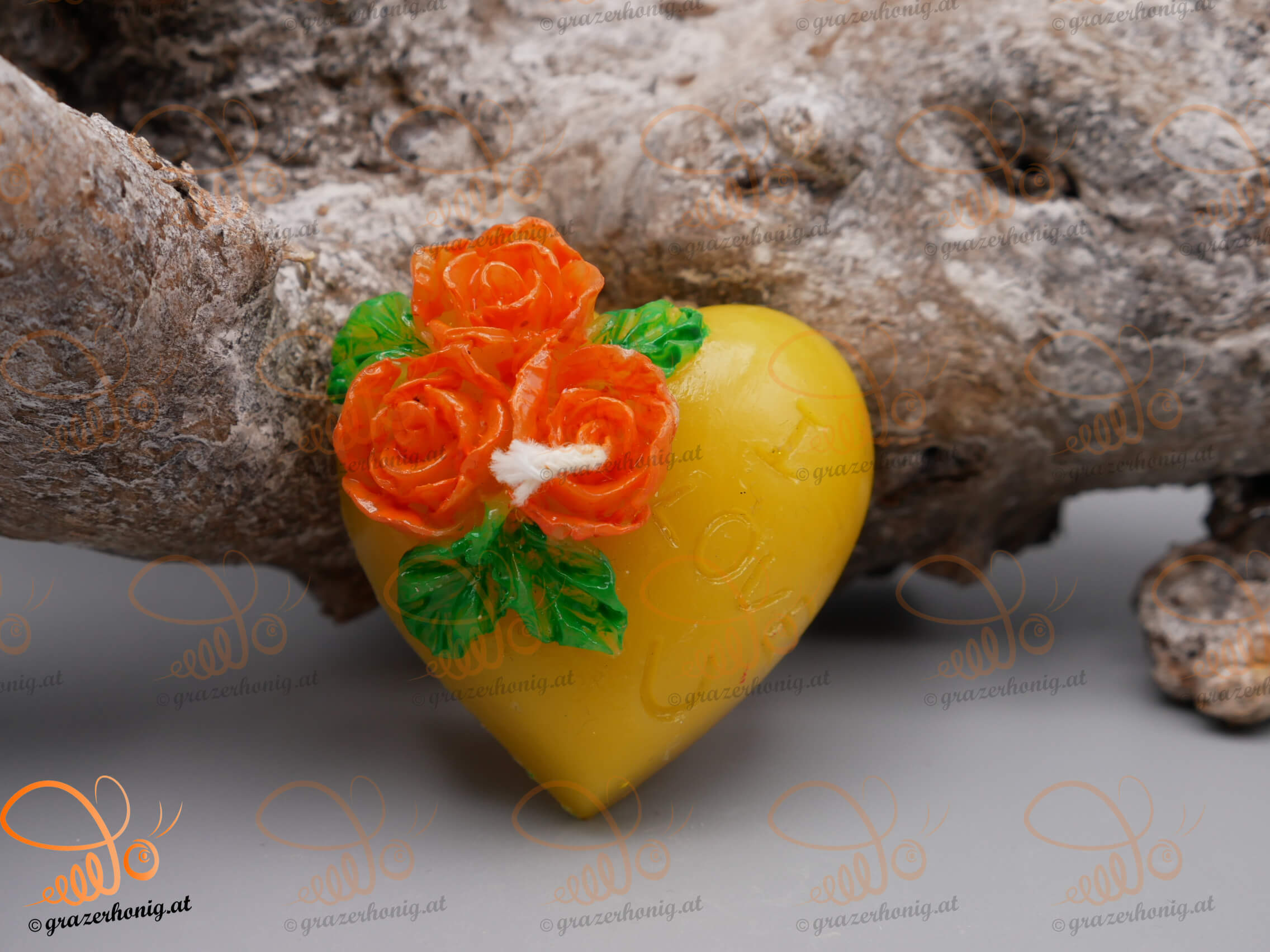 Bienenwachs-Kerze „Liebesherz“ Herz mit Rosenblüten "I Love U"