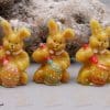 Hase mit Ei und Pinsel