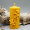 Bienenwachs-Kerze Stumpenkerze „Schneeflocke“ Stumpenkerze mit Schneeflocke